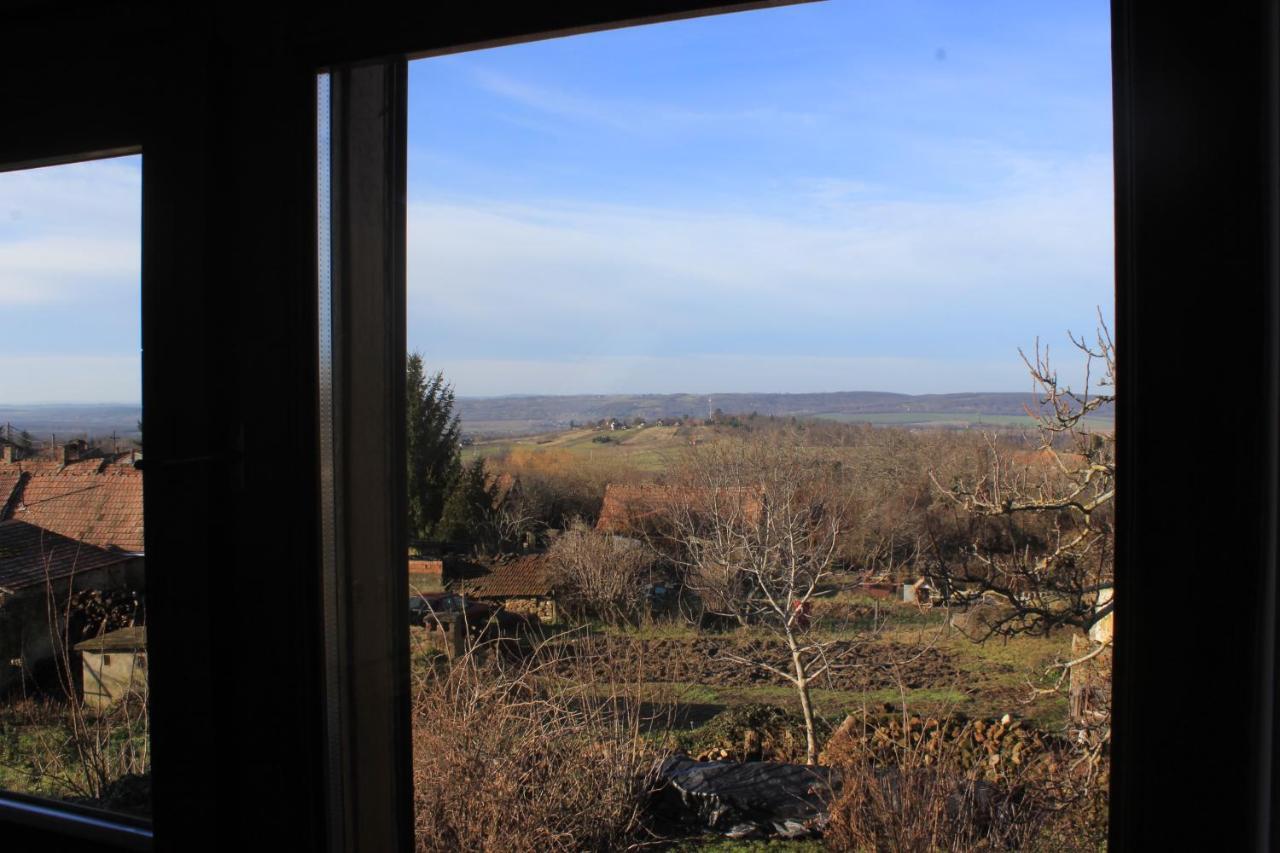 A Kert Apartman Rezi Exterior photo